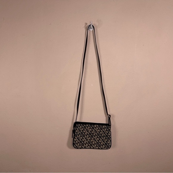 TOMMY HILFIGER CROSSBODY PURSE LOGO BEIGE BROWN TRAVEL LIGHTWEIGHT - Picture 4 of 10